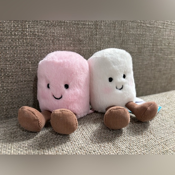 Jellycat amuseable Pink and White Marshmallow - Picture 2 of 3